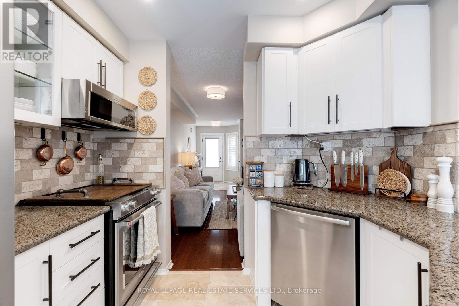 












84 - 2350 GRAND RAVINE DRIVE

,
Oakville,




Ontario
L6H6E2

