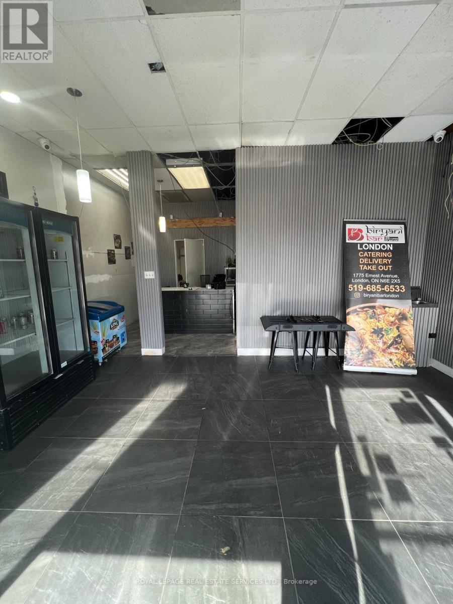 












2 - 1775 ERNEST AVENUE

,
London,




Ontario
N6E2V5

