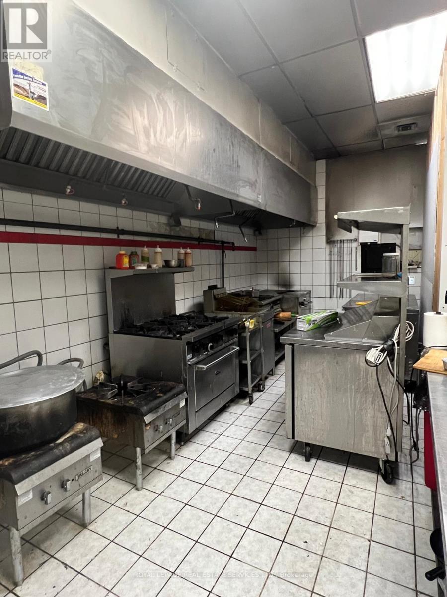 












2 - 1775 ERNEST AVENUE

,
London,




Ontario
N6E2V5


