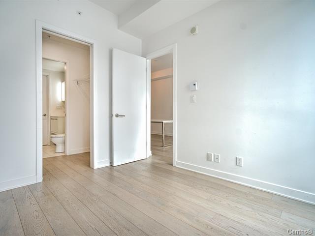 









1288


Av. des Canadiens-de-Montréal

, 1206,
Montréal (Ville-Marie),




QC
H3B3B3

