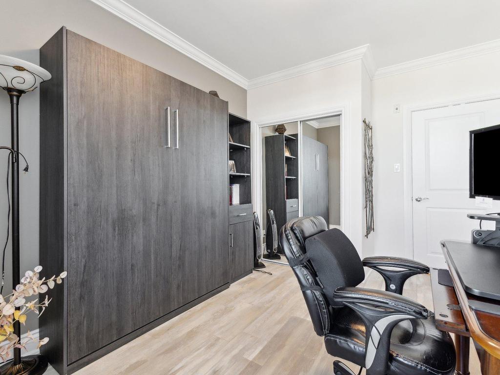 









224


Boul. Alexandre-Taché

, 505,
Gatineau (Hull),




QC
J9A0B8

