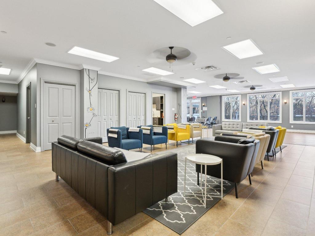 









224


Boul. Alexandre-Taché

, 505,
Gatineau (Hull),




QC
J9A0B8


