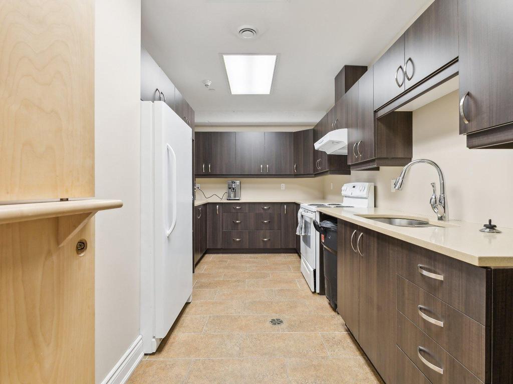 









224


Boul. Alexandre-Taché

, 505,
Gatineau (Hull),




QC
J9A0B8

