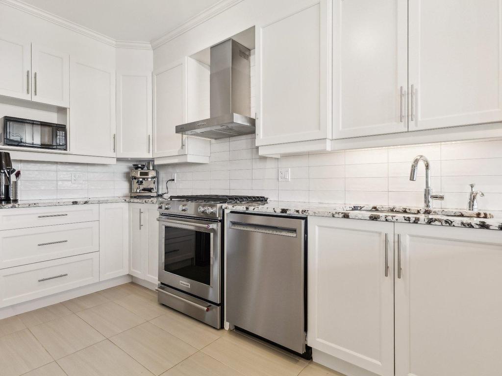 









224


Boul. Alexandre-Taché

, 505,
Gatineau (Hull),




QC
J9A0B8

