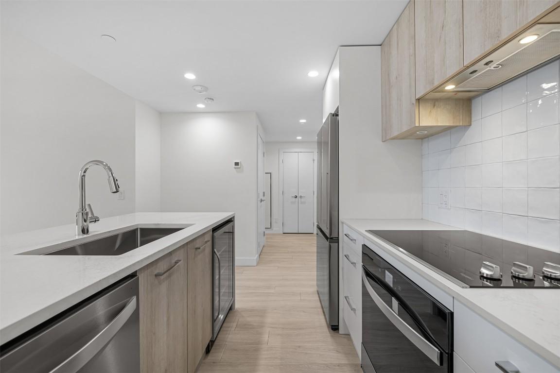 









3699


Capozzi

Road, 1106,
Kelowna,




BC
V1W 0G3

