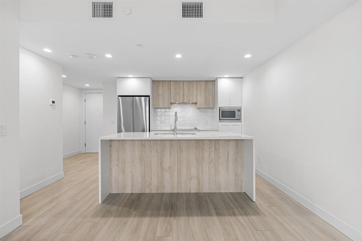 









3699


Capozzi

Road, 1106,
Kelowna,




BC
V1W 0G3

