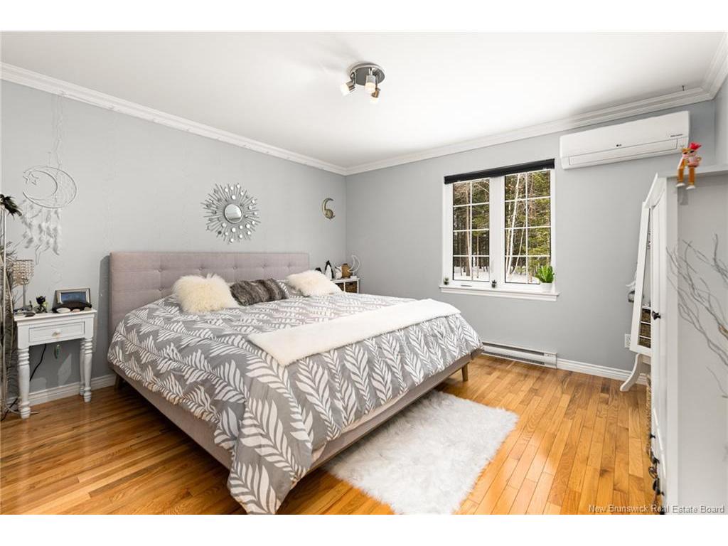 









222


Damien

,
Dieppe,




NB
E1A 0H3

