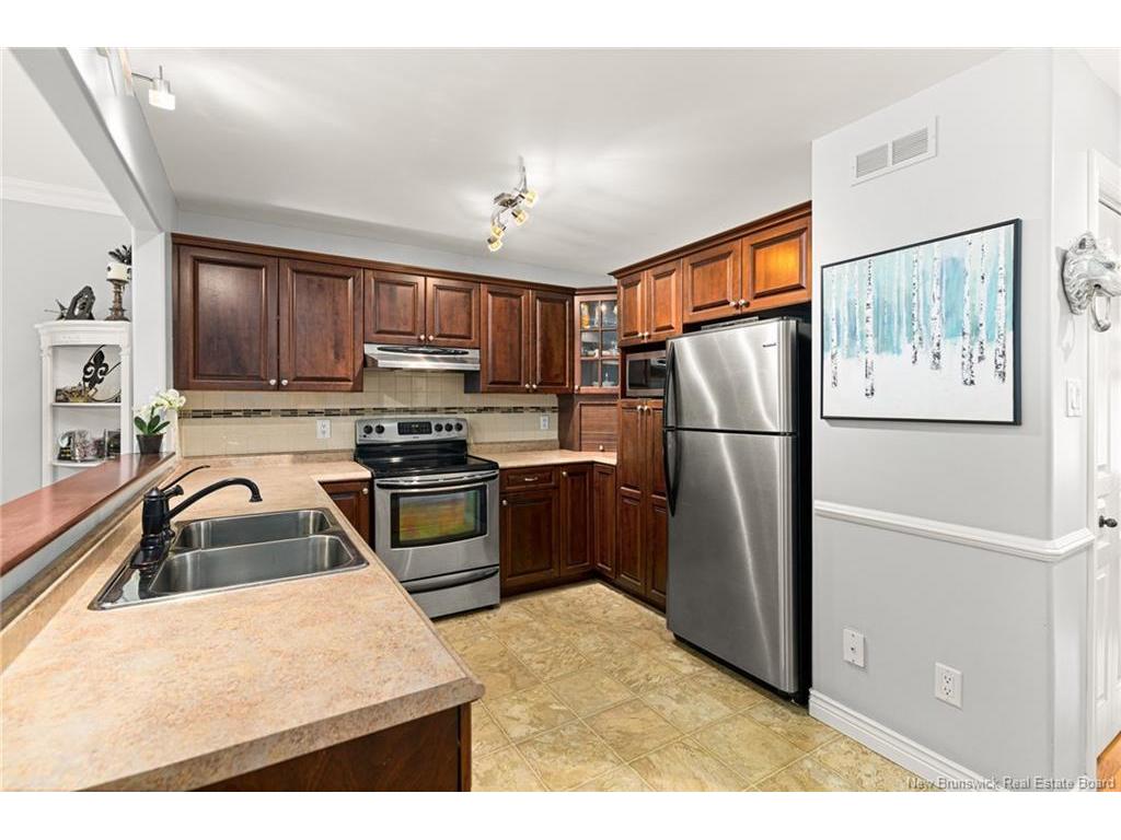 









222


Damien

,
Dieppe,




NB
E1A 0H3

