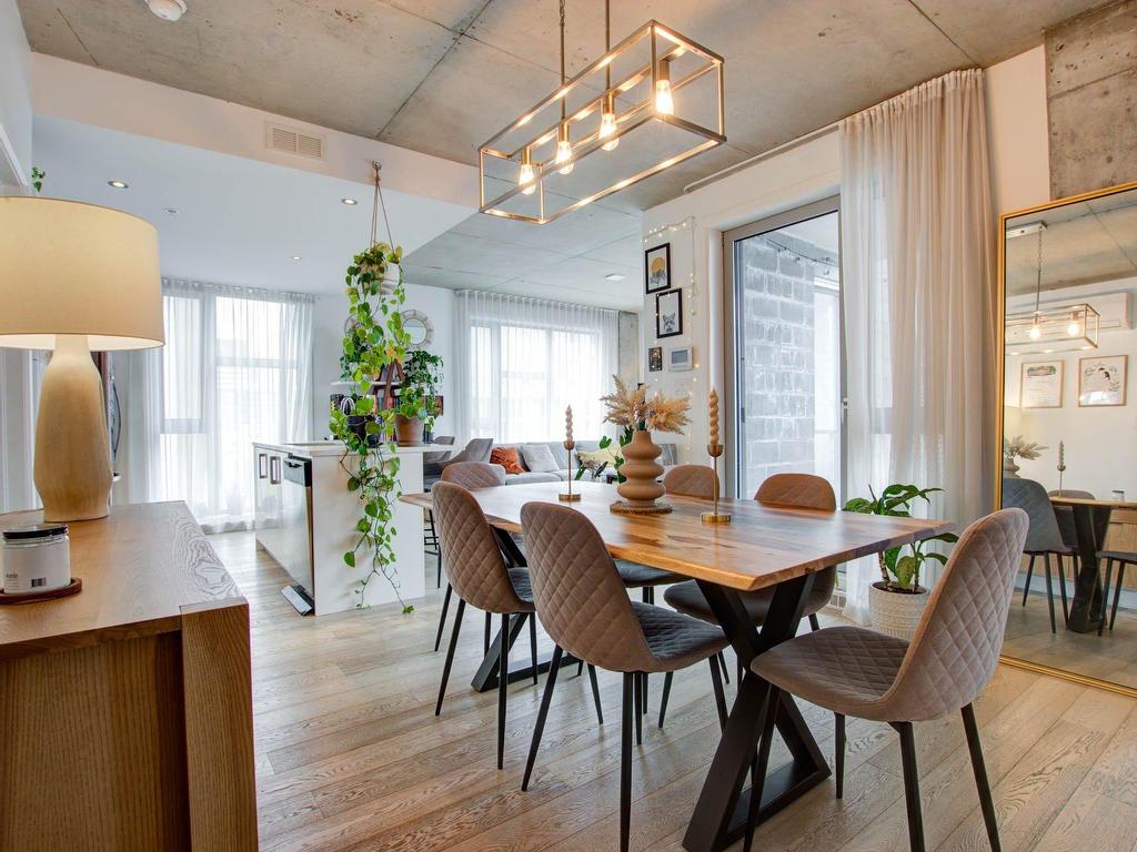 









1205


Rue St-Dominique

, 601,
Montréal (Ville-Marie),




QC
H2X2W3

