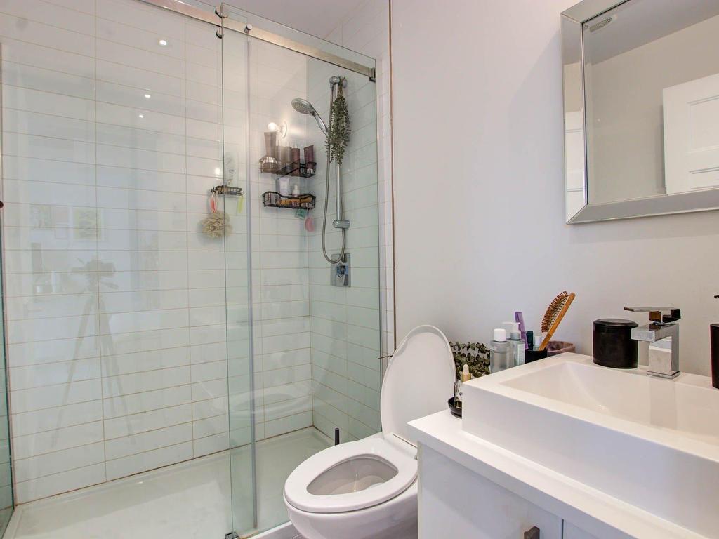 









1205


Rue St-Dominique

, 601,
Montréal (Ville-Marie),




QC
H2X2W3

