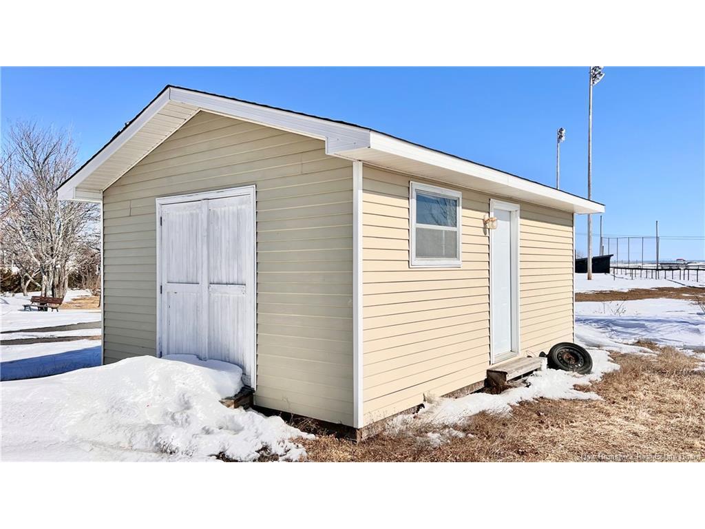 









741


Principale

,
Beresford,




NB
E8K 1W6


