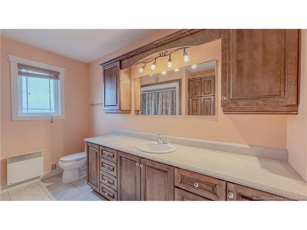 









741


Principale

,
Beresford,




NB
E8K 1W6


