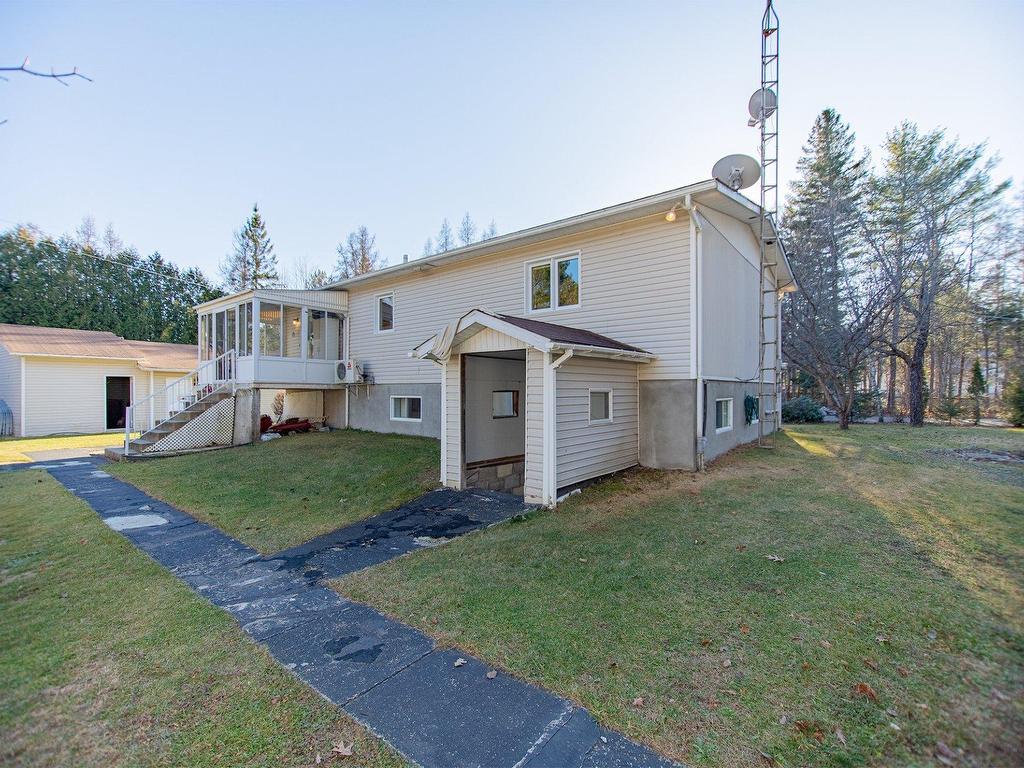 









700


Rue des Pâquerettes

,
Chertsey,




QC
J0K3K0

