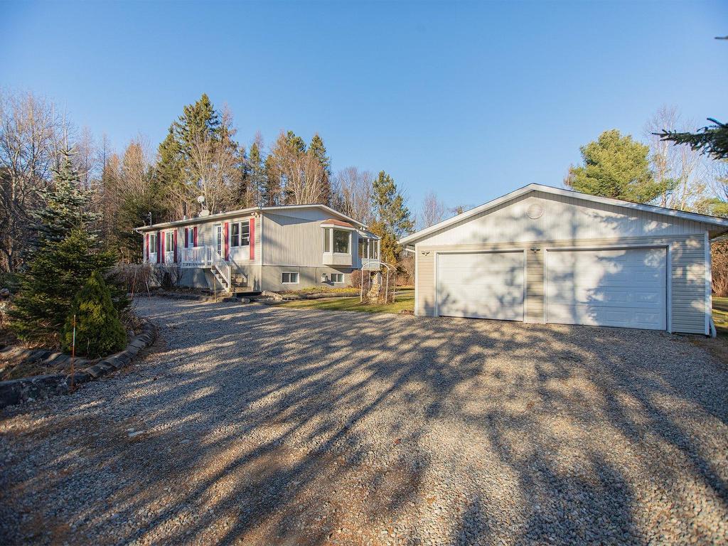 









700


Rue des Pâquerettes

,
Chertsey,




QC
J0K3K0

