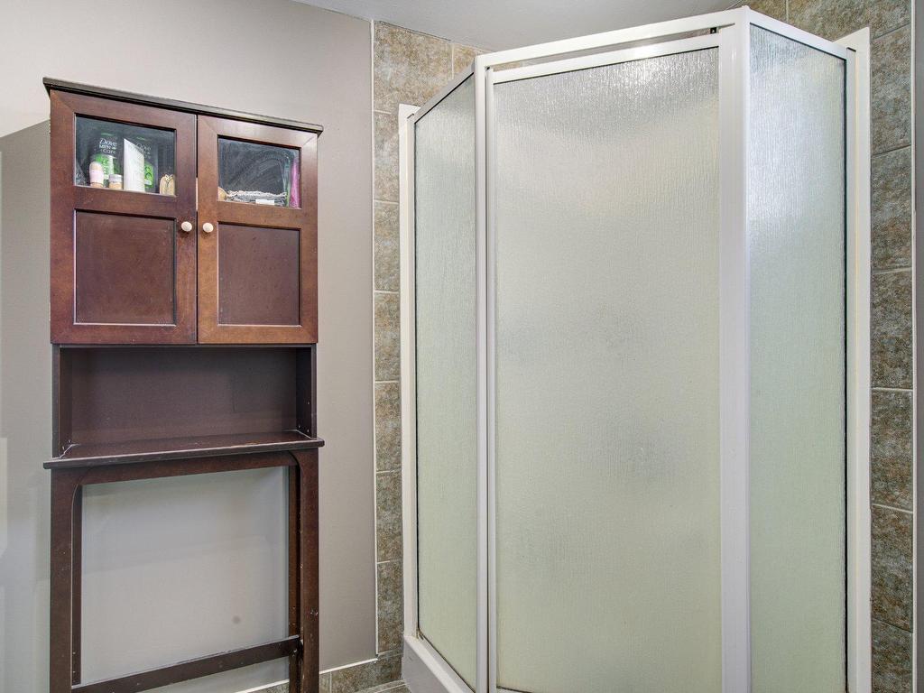 









165


Rue de la Gare

,
Sainte-Anne-des-Plaines,




QC
J5N1T8

