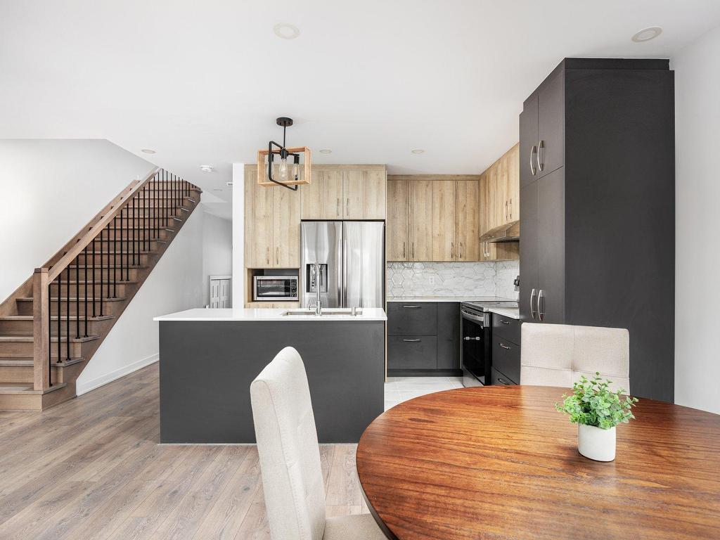 









3260


Rue du Riesling

,
Sainte-Marthe-sur-le-Lac,




QC
J0N1P0

