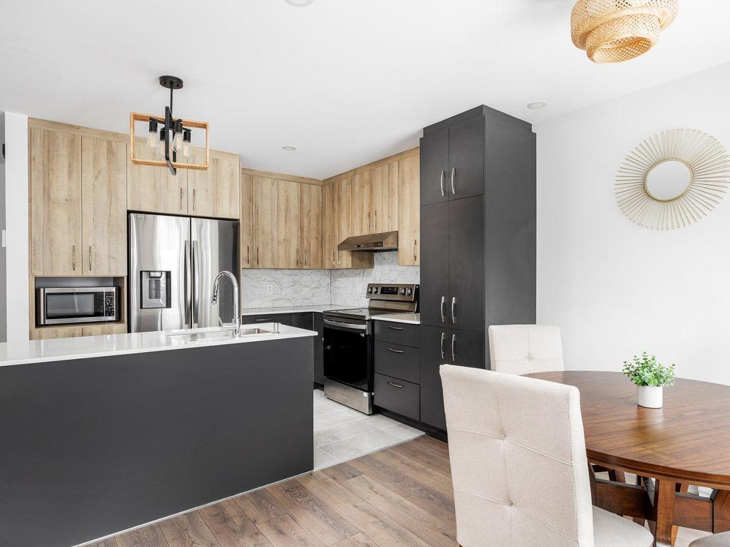 









3260


Rue du Riesling

,
Sainte-Marthe-sur-le-Lac,




QC
J0N1P0

