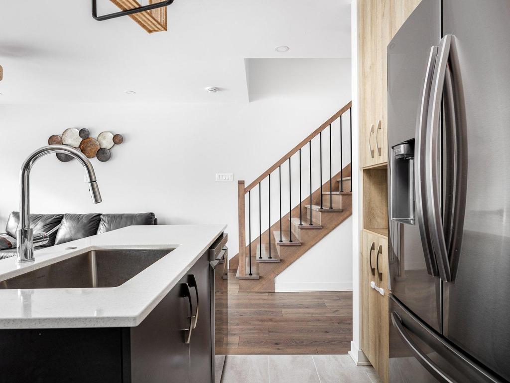 









3260


Rue du Riesling

,
Sainte-Marthe-sur-le-Lac,




QC
J0N1P0

