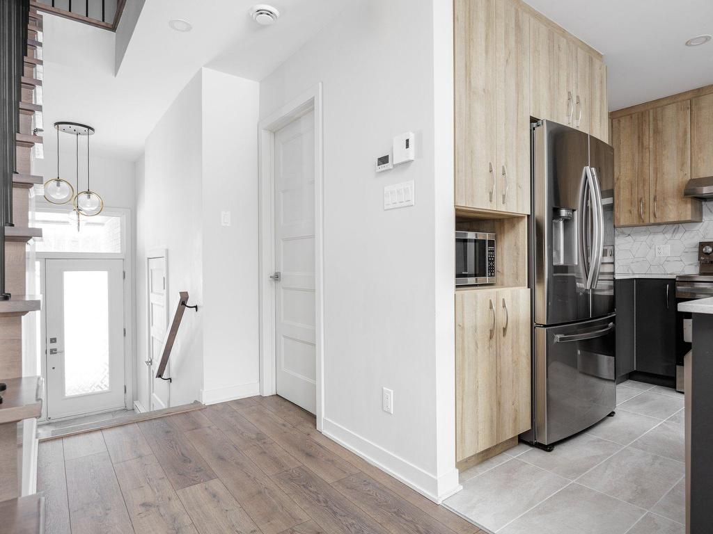 









3260


Rue du Riesling

,
Sainte-Marthe-sur-le-Lac,




QC
J0N1P0

