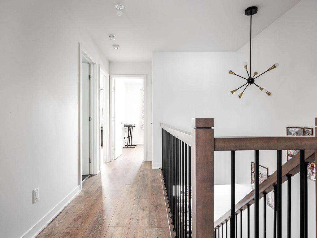 









3260


Rue du Riesling

,
Sainte-Marthe-sur-le-Lac,




QC
J0N1P0

