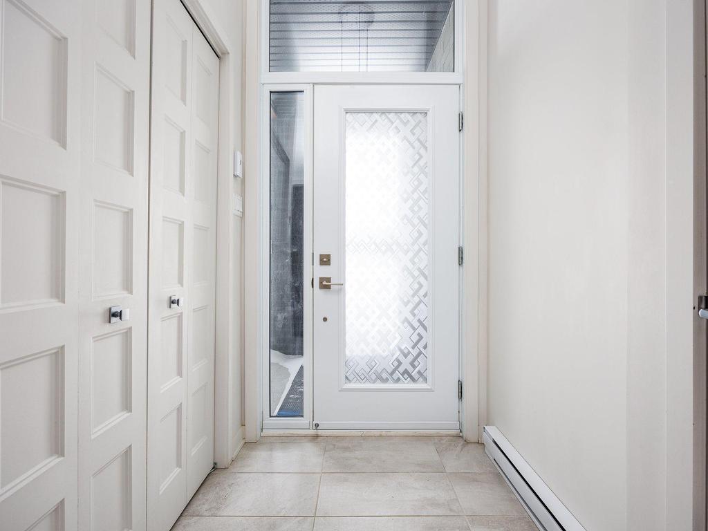 









3260


Rue du Riesling

,
Sainte-Marthe-sur-le-Lac,




QC
J0N1P0


