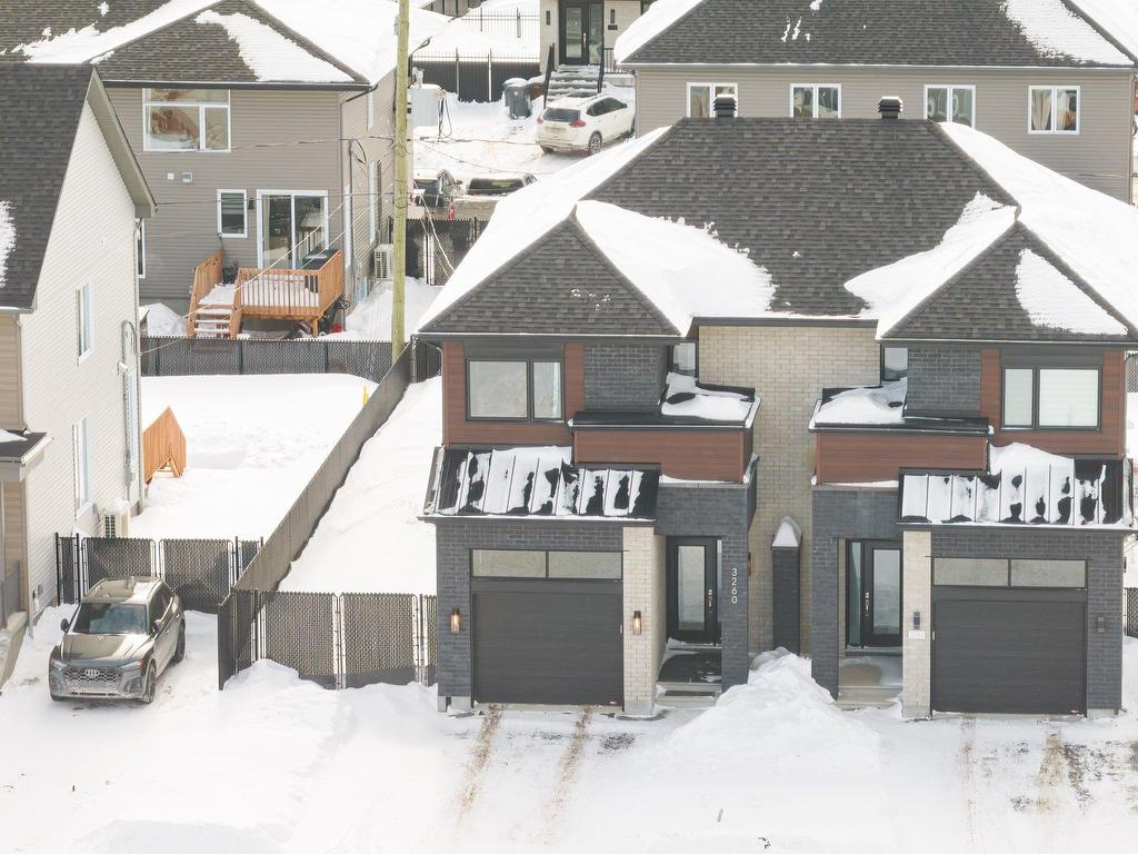









3260


Rue du Riesling

,
Sainte-Marthe-sur-le-Lac,




QC
J0N1P0

