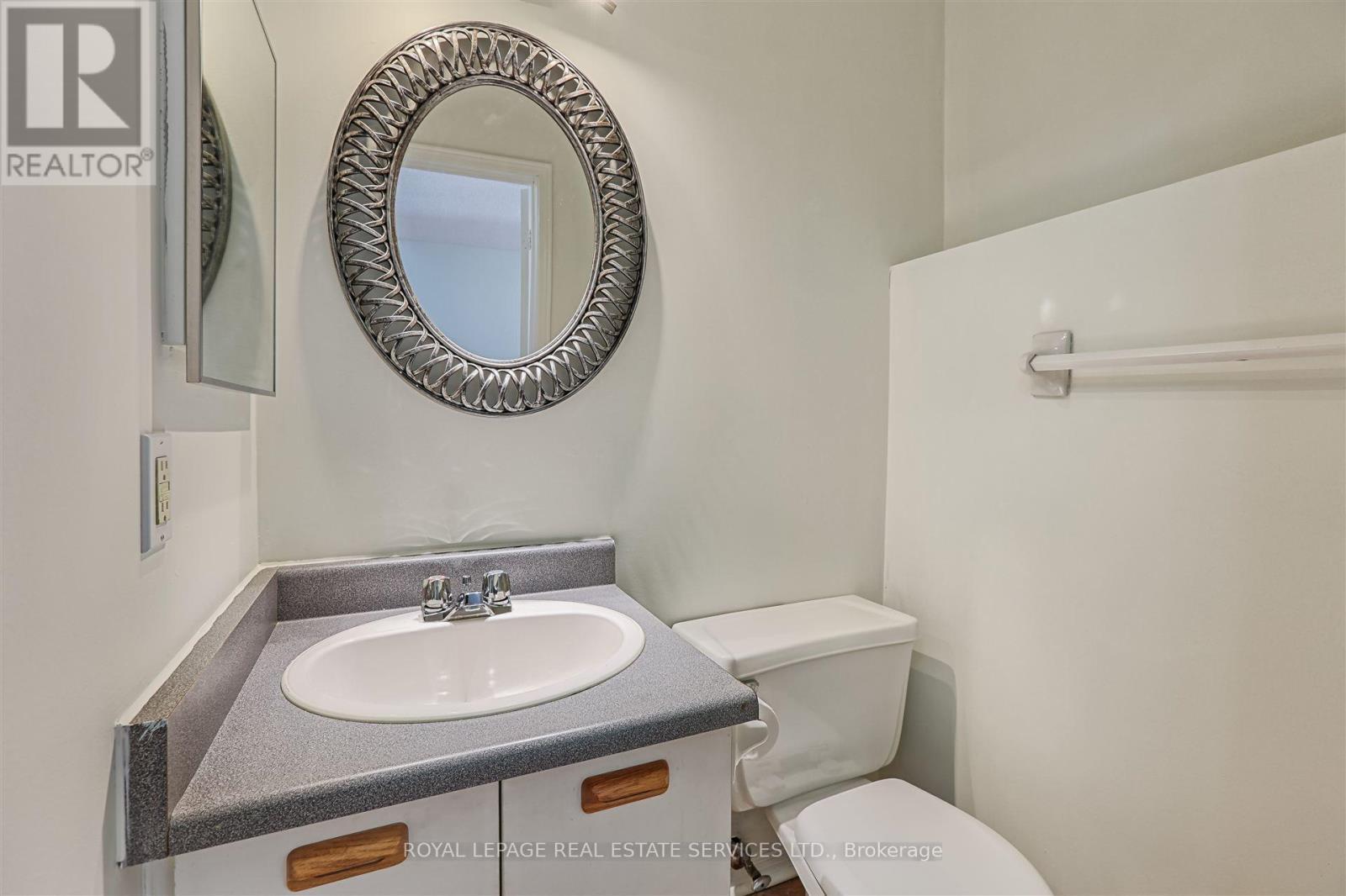 












76 WILLERTON CLOSE

,
Brampton,




Ontario
L6V4J2

