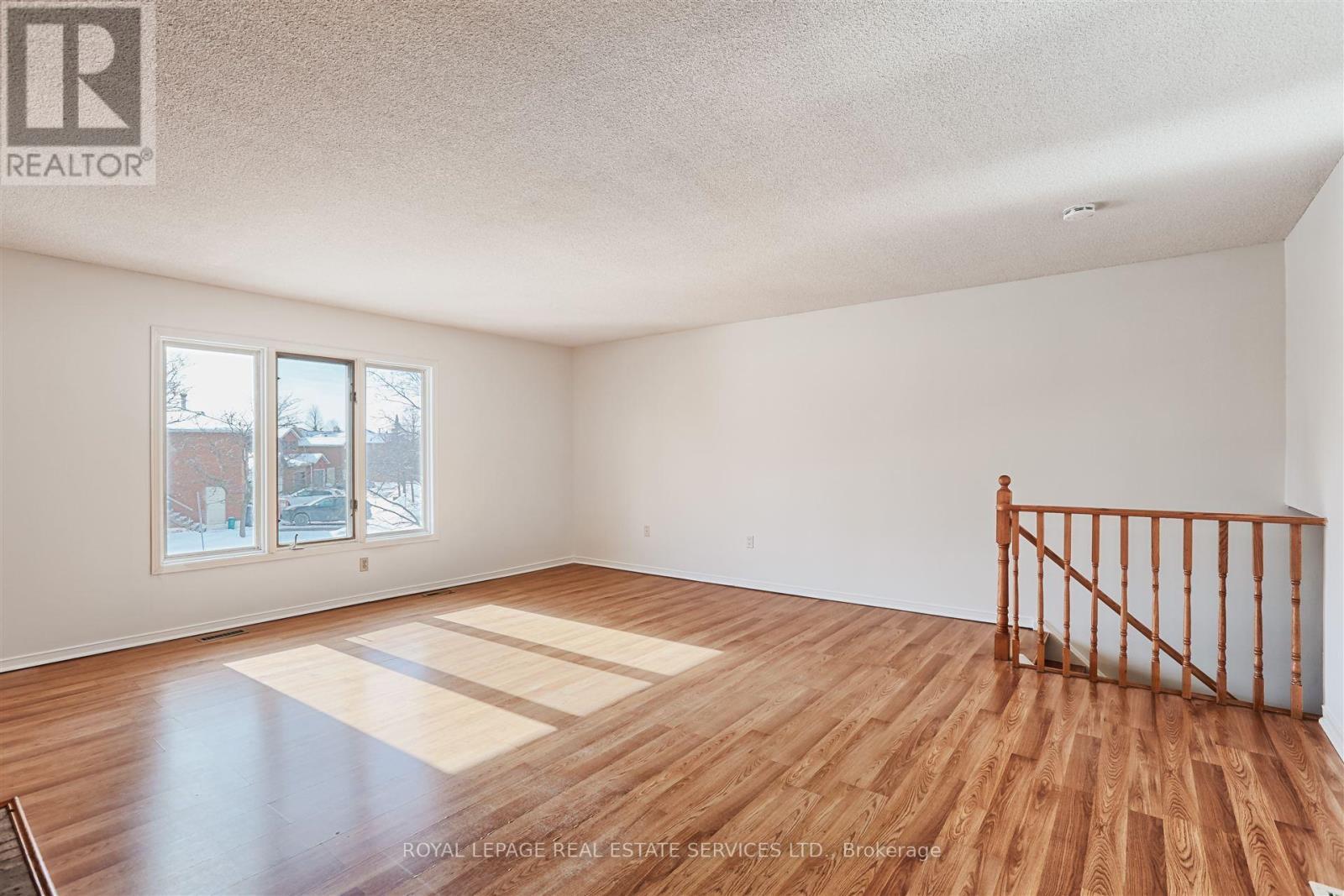 












76 WILLERTON CLOSE

,
Brampton,




Ontario
L6V4J2

