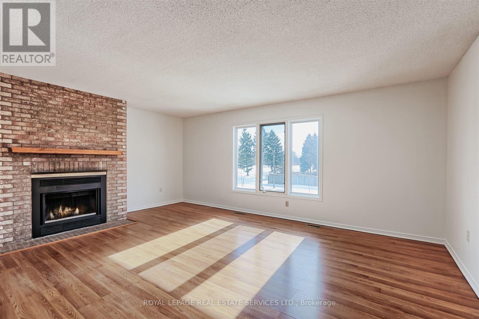 












76 WILLERTON CLOSE

,
Brampton,




Ontario
L6V4J2

