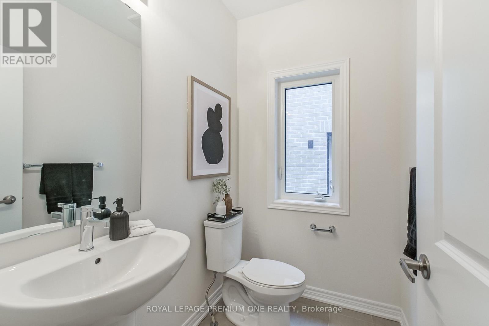 












799 APPLE TERRACE

,
Milton,




Ontario
L9E2C3

