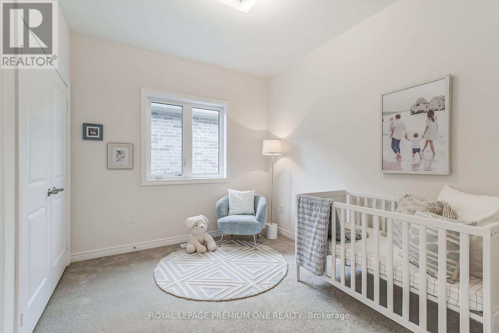 












799 APPLE TERRACE

,
Milton,




Ontario
L9E2C3

