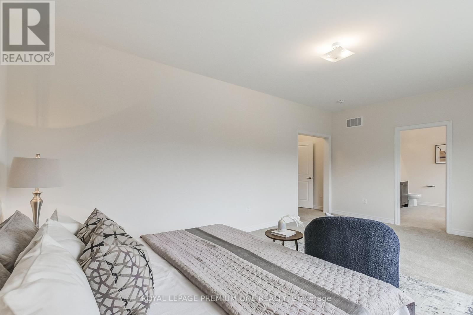 












799 APPLE TERRACE

,
Milton,




Ontario
L9E2C3

