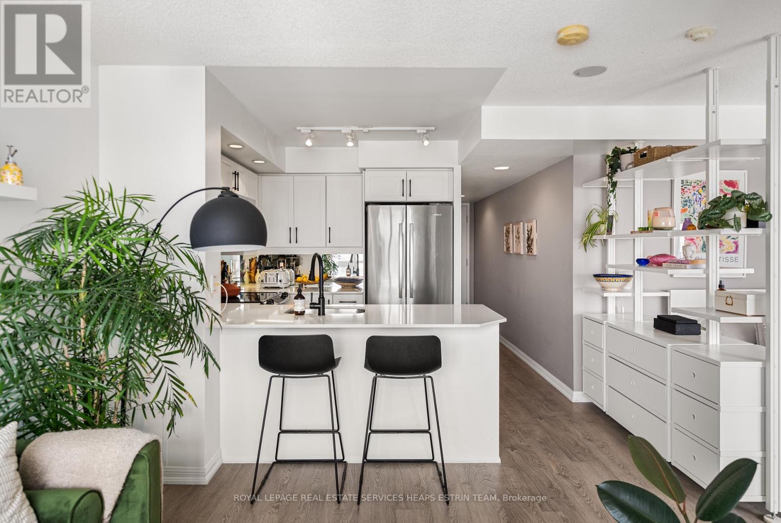 












1303 - 85 EAST LIBERTY STREET

,
Toronto,




Ontario
M6K3R4

