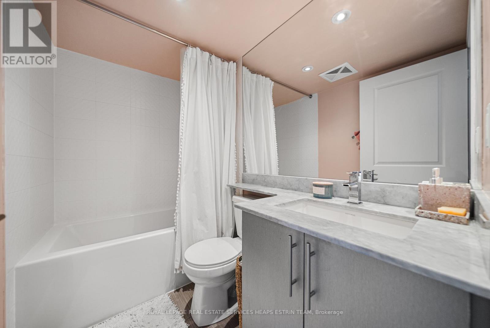 












1303 - 85 EAST LIBERTY STREET

,
Toronto,




Ontario
M6K3R4

