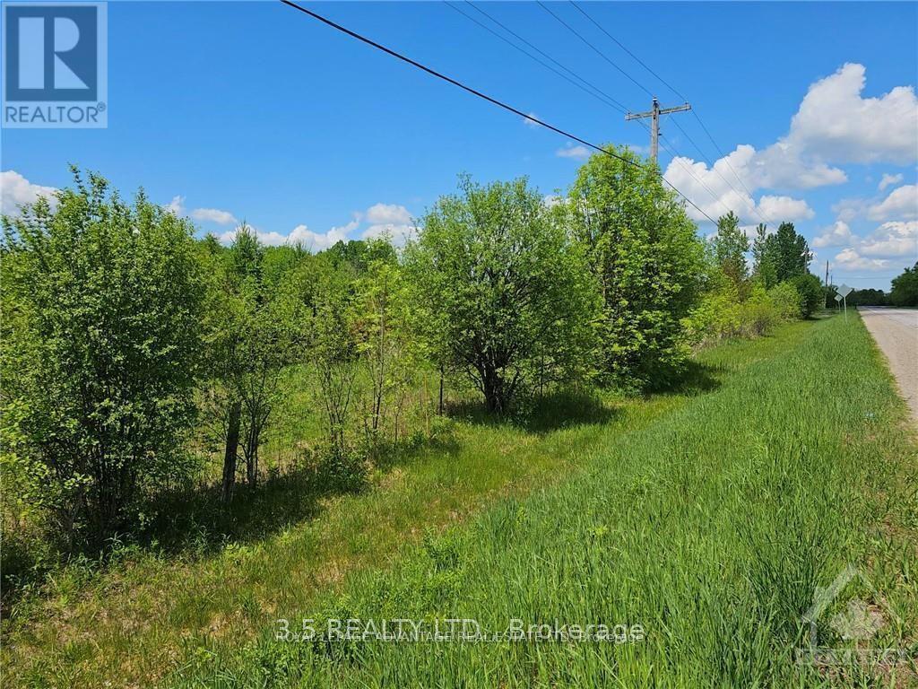 












2876-1 COUNTY 16 ROAD

,
Merrickville-Wolford,







Ontario
K0G1N0

