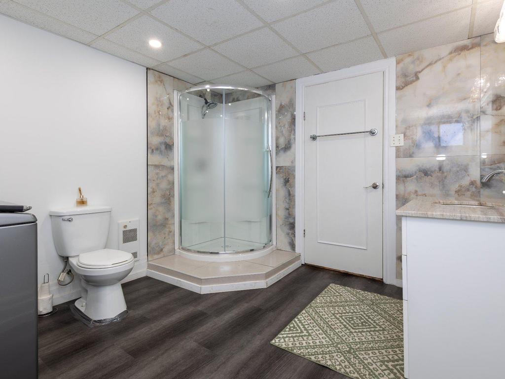 









2690


Rue Gélineau

,
Longueuil (Saint-Hubert),




QC
J3Y4K4

