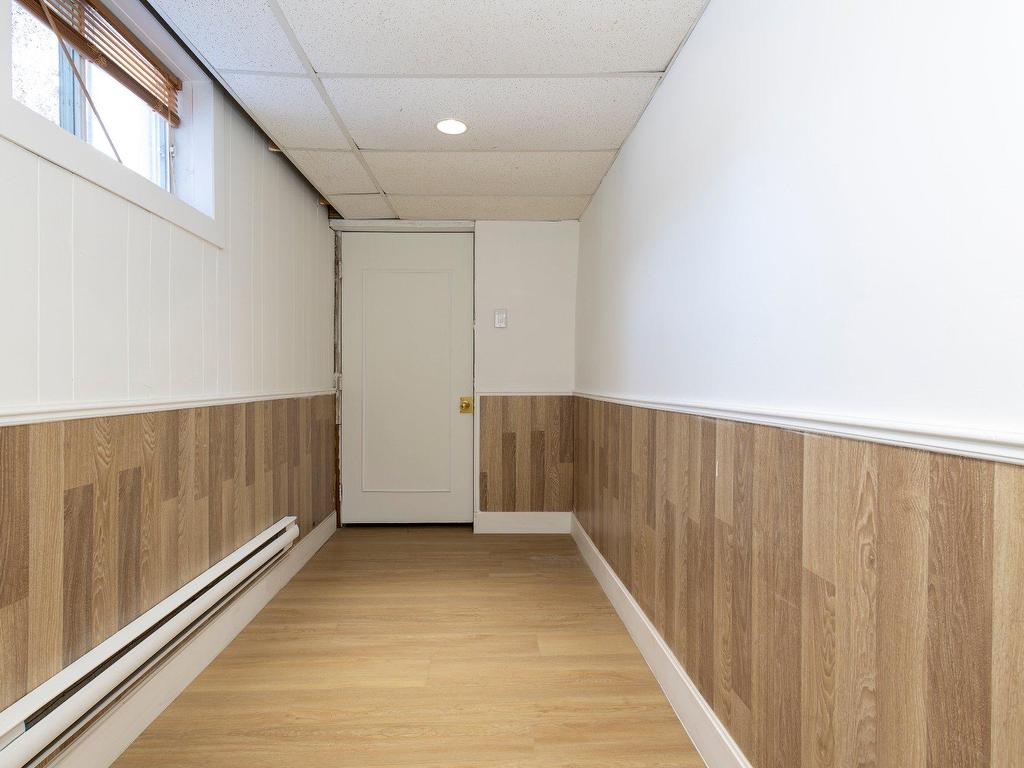 









2690


Rue Gélineau

,
Longueuil (Saint-Hubert),




QC
J3Y4K4

