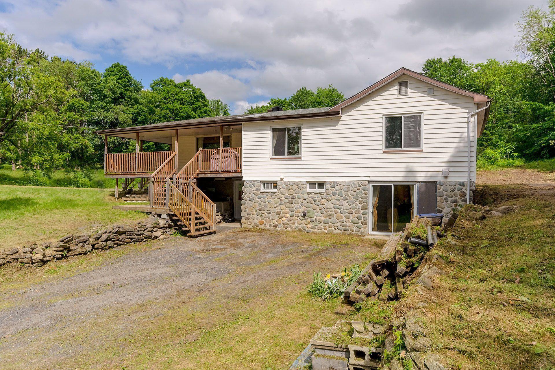 









35


Rue Academy

,
Sutton,




QC
J0E2K0

