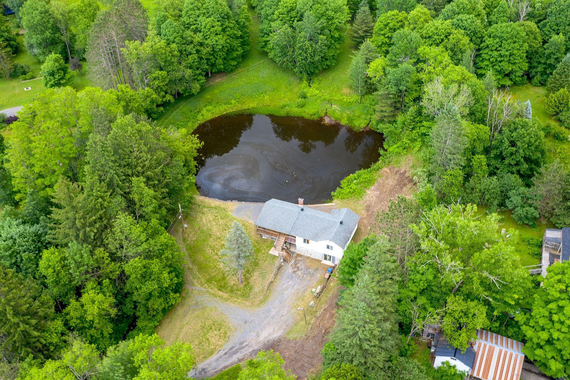 









35


Rue Academy

,
Sutton,




QC
J0E2K0

