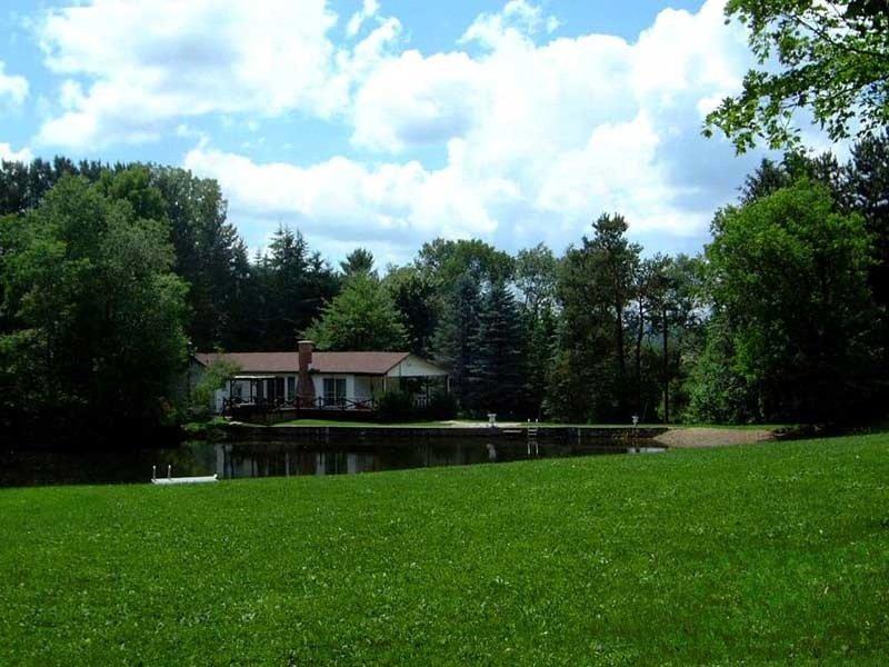 









35


Rue Academy

,
Sutton,




QC
J0E2K0

