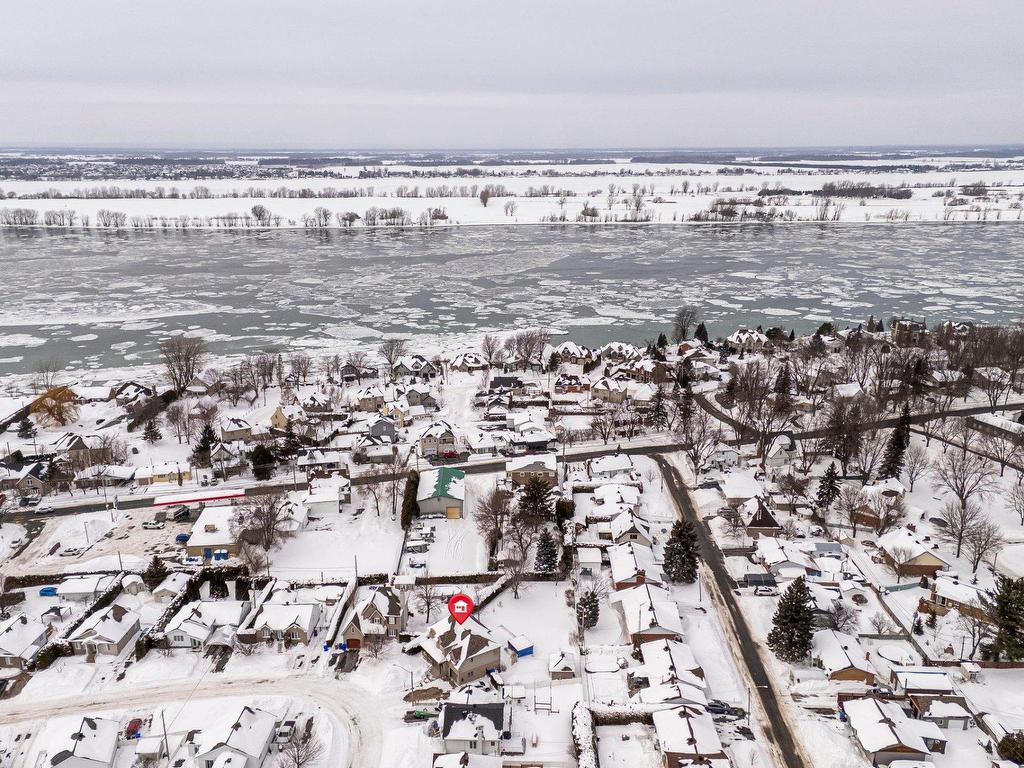 









20


Rue André-Beauregard

,
Verchères,




QC
J0L2R0

