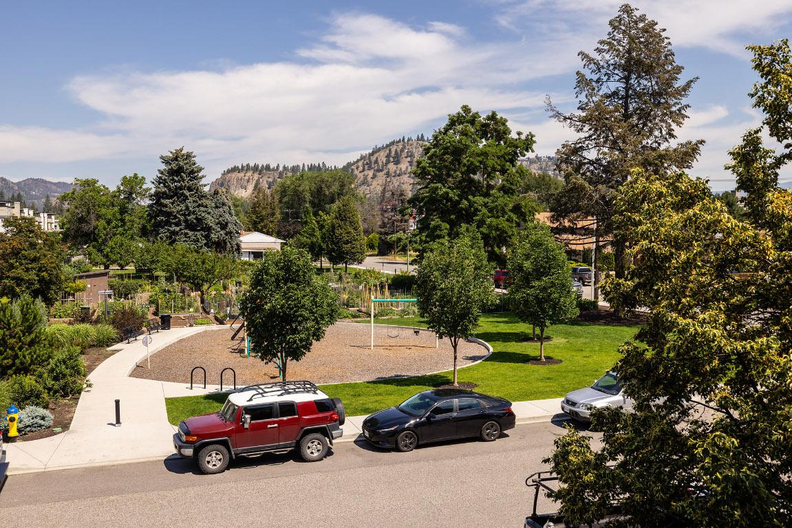 









2011


Agassiz

Road, 207,
Kelowna,




BC
V1Y 4S1

