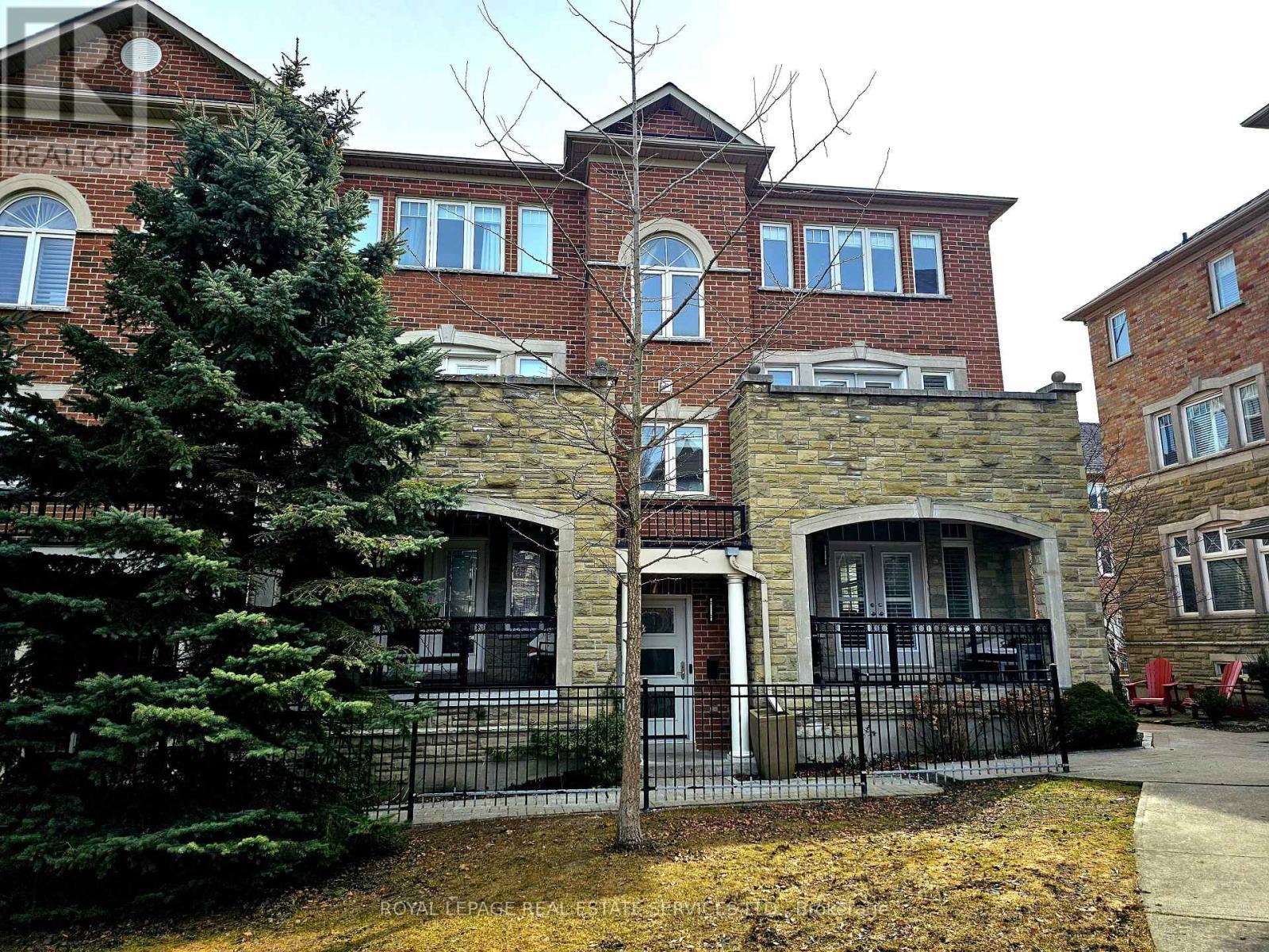 












17 CLOCKWORK LANE

,
Toronto,




Ontario
M8Y4H5


