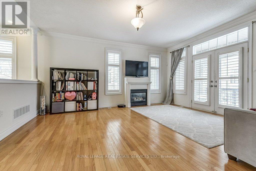 












17 CLOCKWORK LANE

,
Toronto,




Ontario
M8Y4H5

