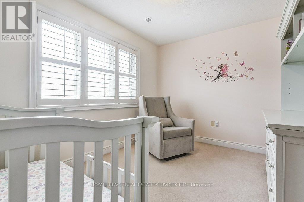 












17 CLOCKWORK LANE

,
Toronto,




Ontario
M8Y4H5

