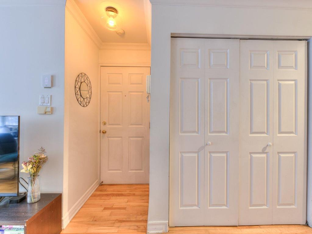 









4453


Av. de l'Hôtel-de-Ville

, 1,
Montréal (Le Plateau-Mont-Royal),




QC
H2W2H6

