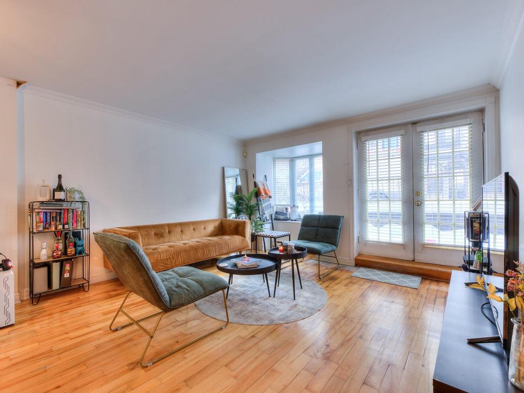 









4453


Av. de l'Hôtel-de-Ville

, 1,
Montréal (Le Plateau-Mont-Royal),




QC
H2W2H6

