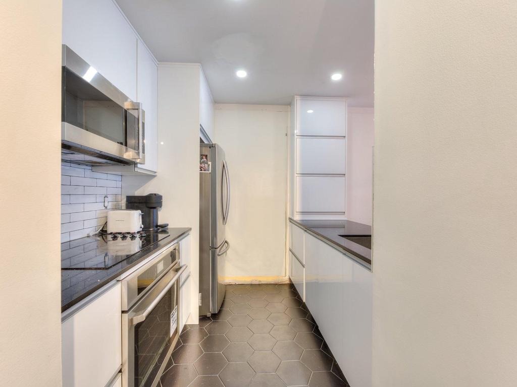 









4453


Av. de l'Hôtel-de-Ville

, 1,
Montréal (Le Plateau-Mont-Royal),




QC
H2W2H6

