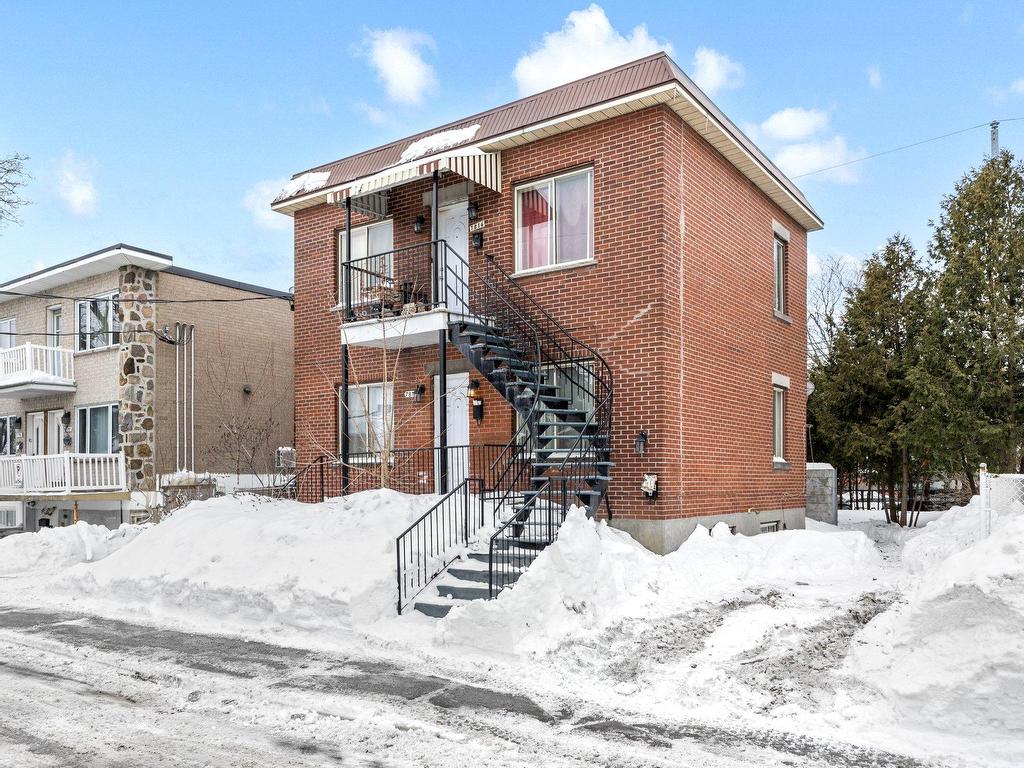 









7814

 - 7816


Av. Lévesque

,
Montréal (Anjou),




QC
H1K2R2

