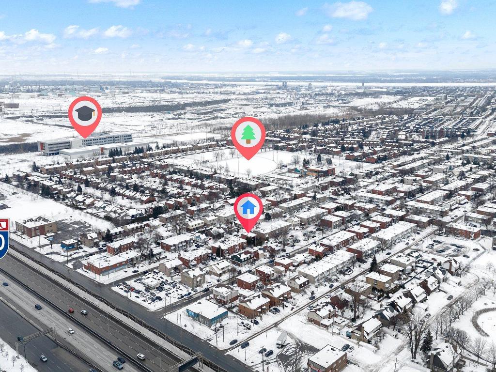 









7814

 - 7816


Av. Lévesque

,
Montréal (Anjou),




QC
H1K2R2

